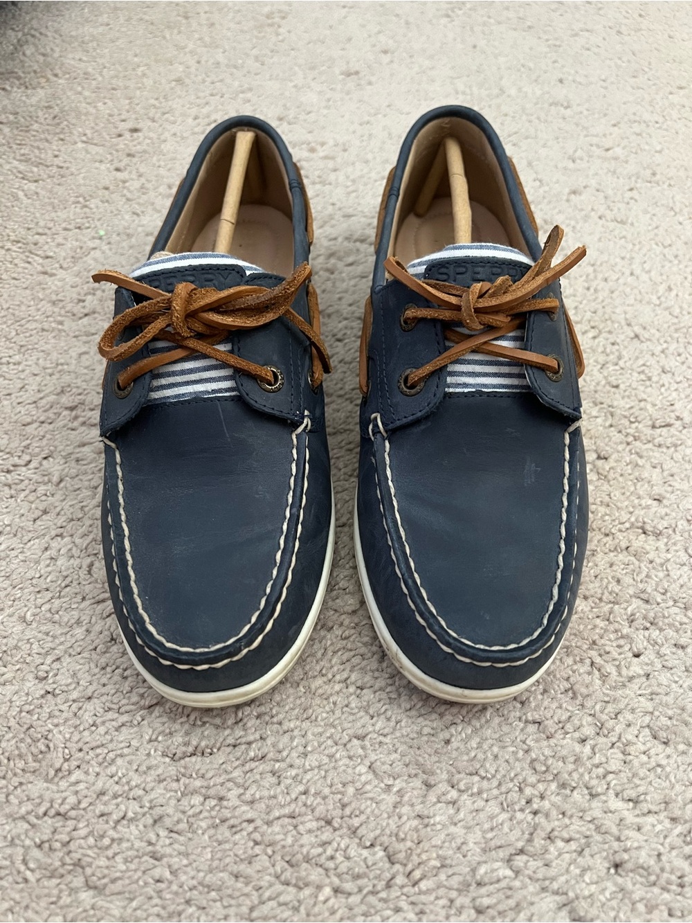 Sperry seersucker navy leather boat shoe, size 8